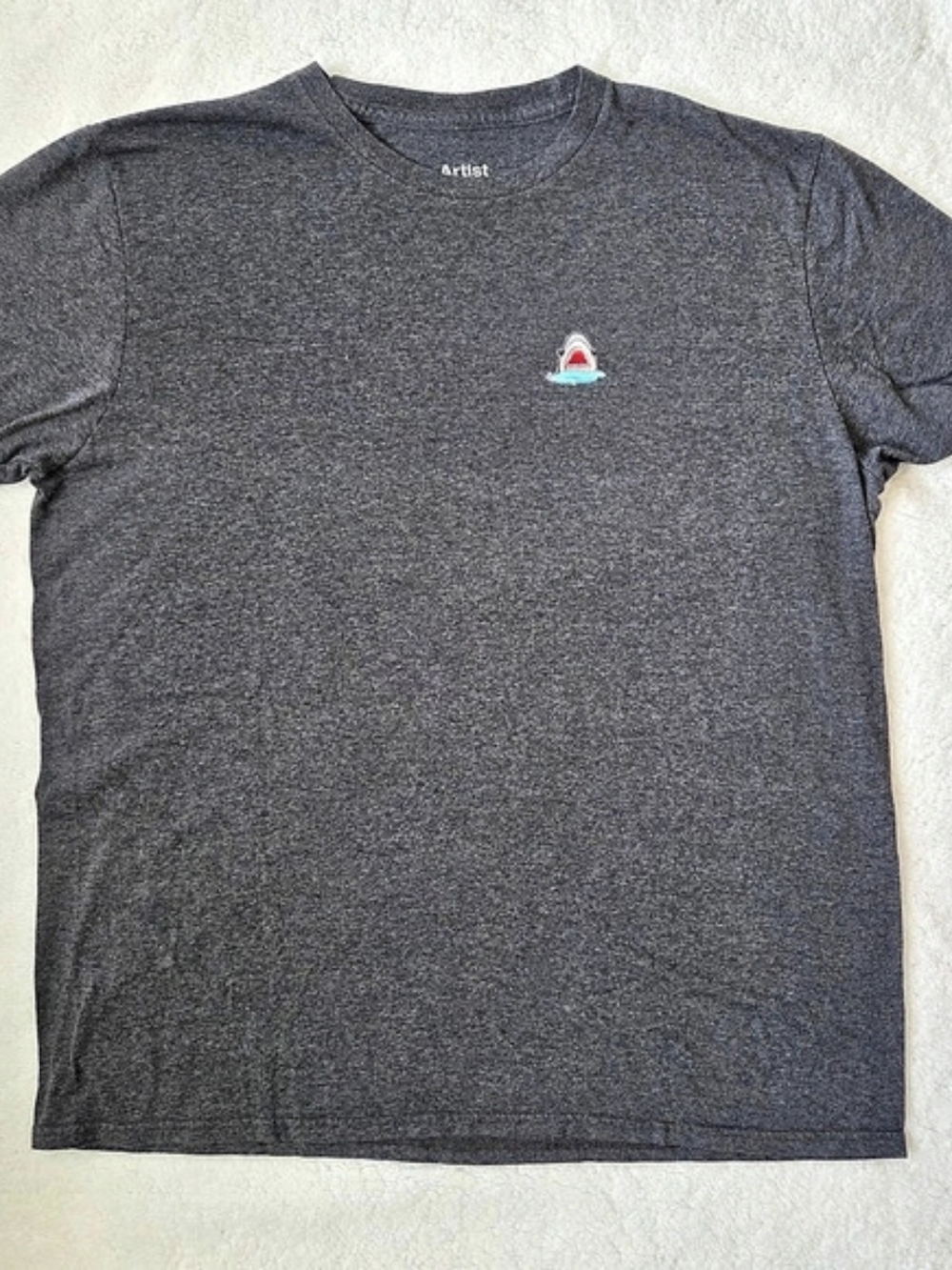 Artist Union Short Sleeve Shark Tee in Gray Size Large